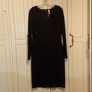 NWT Black Lace V Neck Evening Dress